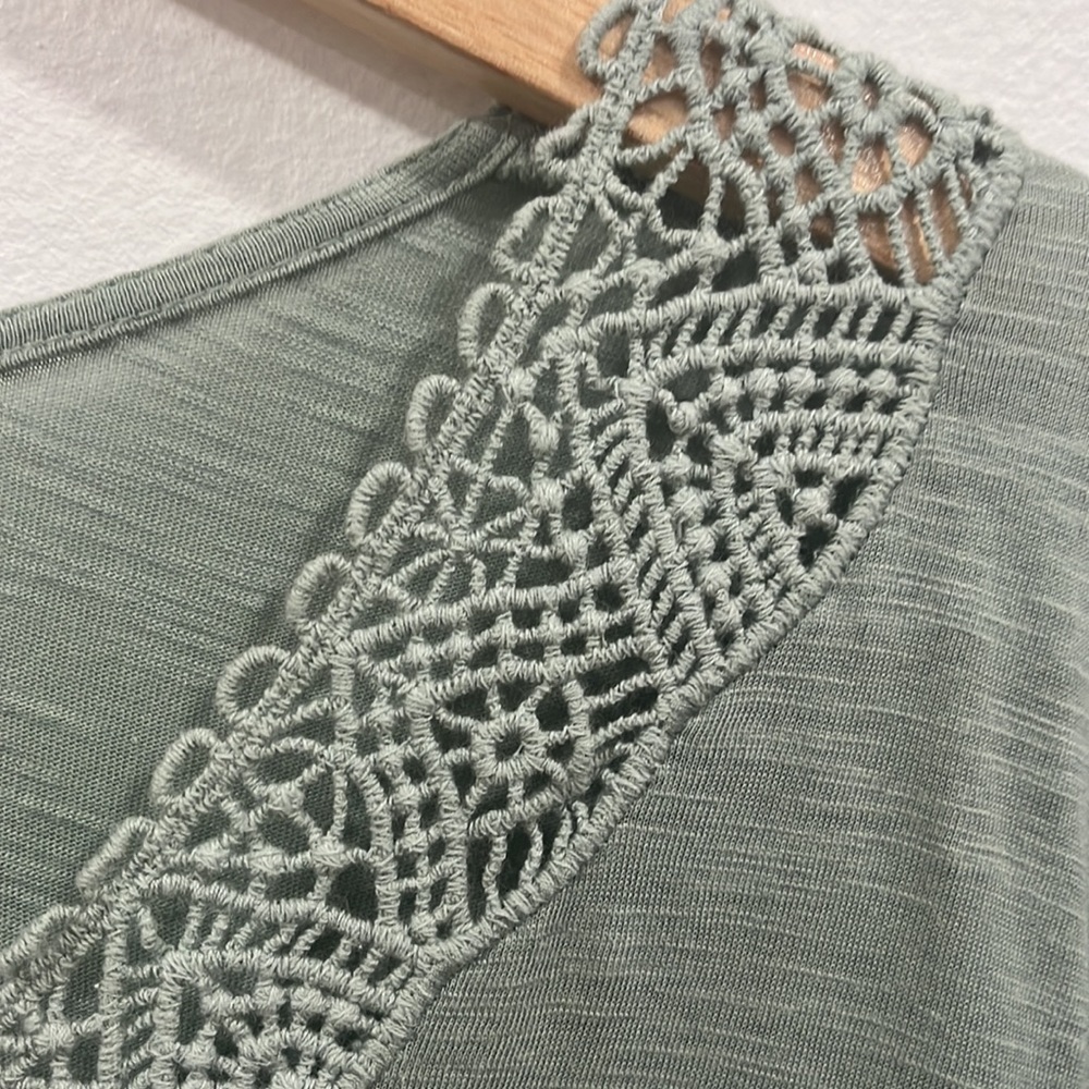 J. Jill Crochet Neckline Green Heather Blouse , Size L